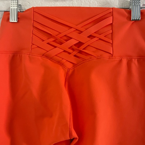 Fabletics exercise set - Picture 8 of 10